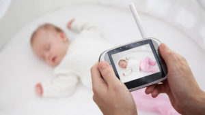 赤ちゃん見守りカメラの選び方｜メリットや必要機能も解説